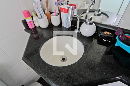 Casa de condomínio à venda com 234m², 3 quartos e 3 vagasBanheiro da Suíte