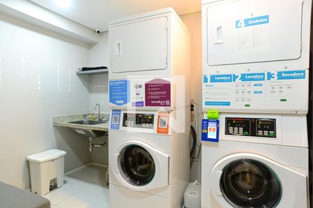 Apartamento para alugar com 67m², 1 quarto e sem vagaÁrea comum - Lavanderia