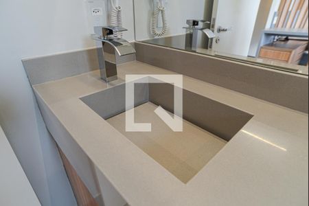 Apartamento para alugar com 67m², 1 quarto e sem vagaBanheiro da Suíte