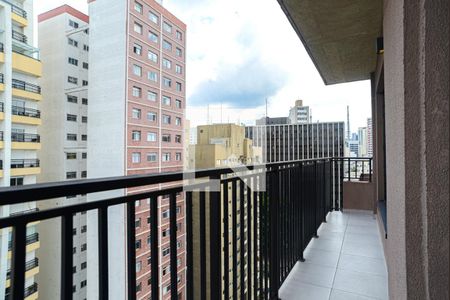 Apartamento para alugar com 67m², 1 quarto e sem vagaVaranda da Suíte