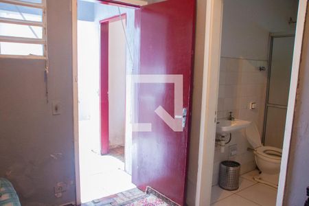 Casa à venda com 615m², 5 quartos e 4 vagas Casa à venda com 615m², 5 quartos e 4 vagasQuarto de Serviço