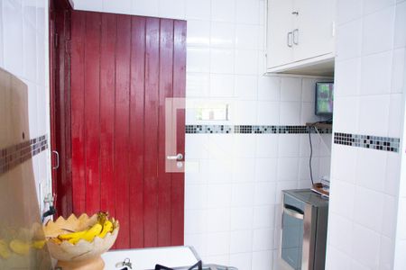 Casa à venda com 615m², 5 quartos e 4 vagas Casa à venda com 615m², 5 quartos e 4 vagasCozinha