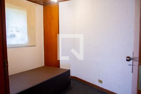 Casa à venda com 615m², 5 quartos e 4 vagas Casa à venda com 615m², 5 quartos e 4 vagasQuarto de hóspede