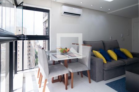 Sala de apartamento para alugar com 1 quarto, 48m² em Bela Vista, São Paulo