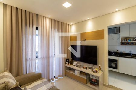 Sala de apartamento para alugar com 2 quartos, 56m² em Itaquera, São Paulo