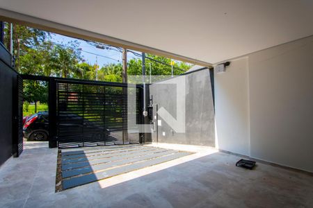 Casa à venda com 197m², 3 quartos e 3 vagas Casa à venda com 197m², 3 quartos e 3 vagasGaragem