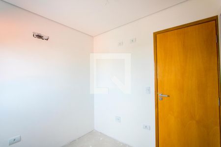 Casa à venda com 197m², 3 quartos e 3 vagas Casa à venda com 197m², 3 quartos e 3 vagasQuarto 2 - Suíte