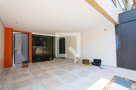 Casa à venda com 197m², 3 quartos e 3 vagas Casa à venda com 197m², 3 quartos e 3 vagasGaragem