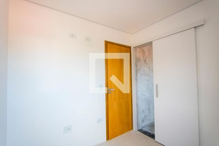 Casa à venda com 197m², 3 quartos e 3 vagas Casa à venda com 197m², 3 quartos e 3 vagasQuarto 2 - Suíte