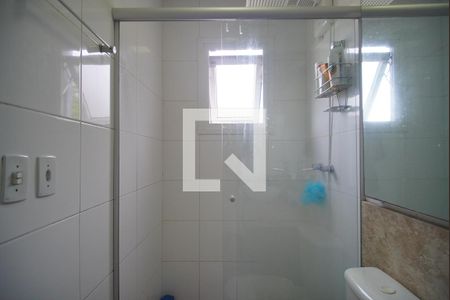 Banheiro da Suíte de casa de condomínio para alugar com 3 quartos, 111m² em Rondônia, Novo Hamburgo