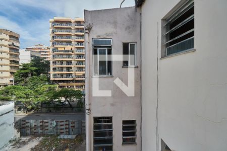Apartamento para alugar com 110m², 2 quartos e sem vagaÁrea de Serviço Vista
