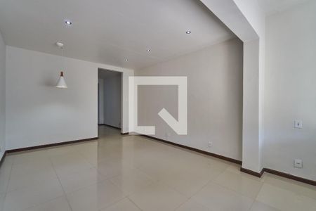 Apartamento para alugar com 110m², 2 quartos e sem vagaSala