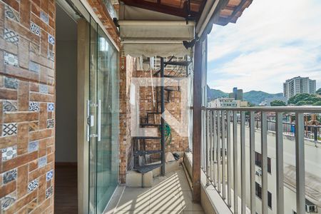 Apartamento para alugar com 110m², 2 quartos e sem vagaQuarto Suite Varanda