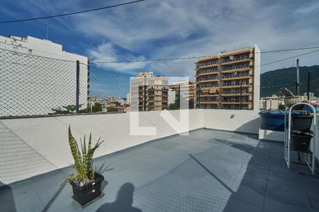 Apartamento para alugar com 110m², 2 quartos e sem vagaTerraço