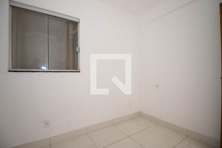 Quarto 1 de apartamento para alugar com 2 quartos, 44m² em Qn 8a, Brasília