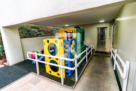 Apartamento à venda com 75m², 2 quartos e 1 vagaÁrea comum - Playground