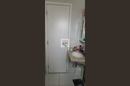 Apartamento à venda com 75m², 2 quartos e 1 vagaBanheiro Corredor