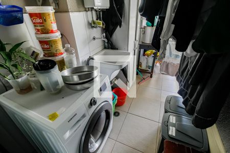 Apartamento à venda com 75m², 2 quartos e 1 vagaÁrea de Serviço