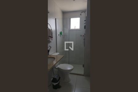 Apartamento à venda com 75m², 2 quartos e 1 vagaBanheiro Corredor