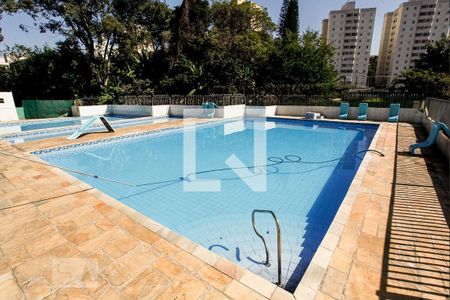 Apartamento para alugar com 55m², 2 quartos e 1 vaga Apartamento para alugar com 55m², 2 quartos e 1 vagaArea Comum - Piscina