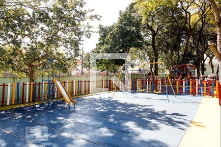 Apartamento para alugar com 55m², 2 quartos e 1 vaga Apartamento para alugar com 55m², 2 quartos e 1 vagaArea Comum - Playground