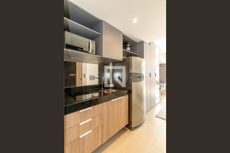 Cozinha de kitnet/studio para alugar com 1 quarto, 25m² em Indianópolis, São Paulo