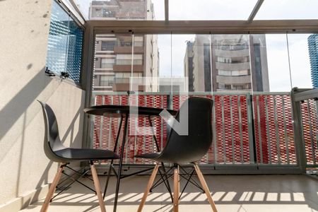 Sacada de kitnet/studio para alugar com 1 quarto, 25m² em Indianópolis, São Paulo