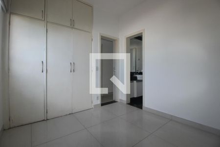 Quarto 2  de apartamento à venda com 4 quartos, 200m² em Coração Eucarístico, Belo Horizonte