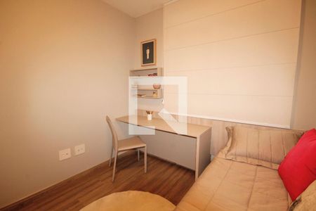 Apartamento à venda com 70m², 3 quartos e 2 vagasquarto 2