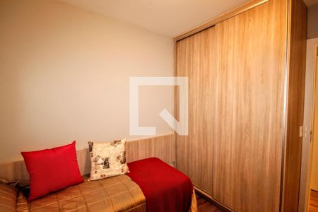 Apartamento à venda com 70m², 3 quartos e 2 vagasquarto 2