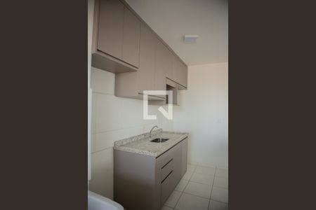 Apartamento para alugar com 60m², 2 quartos e 1 vaga Apartamento para alugar com 60m², 2 quartos e 1 vagaCozinha e Área de Serviço