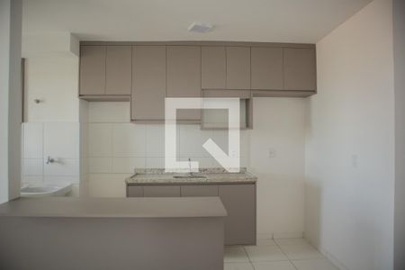 Apartamento para alugar com 60m², 2 quartos e 1 vaga Apartamento para alugar com 60m², 2 quartos e 1 vagaCozinha e Área de Serviço