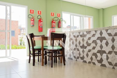 Apartamento para alugar com 60m², 2 quartos e 1 vaga Apartamento para alugar com 60m², 2 quartos e 1 vagaÁrea comum - Salão de festas