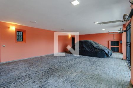 Garagem de casa à venda com 4 quartos, 460m² em Jardim Leonor, São Paulo