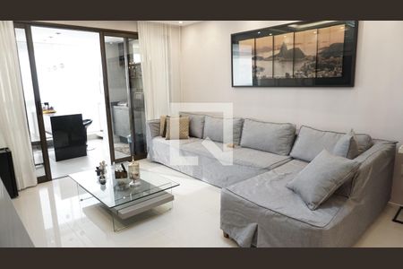 Sala de apartamento para alugar com 4 quartos, 160m² em Barra da Tijuca, Rio de Janeiro