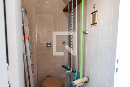 Apartamento à venda com 78m², 2 quartos e 1 vagaBanheiro de serviço