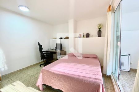 Quarto 1 de casa de condomínio para alugar com 3 quartos, 216m² em Botafogo, Rio de Janeiro