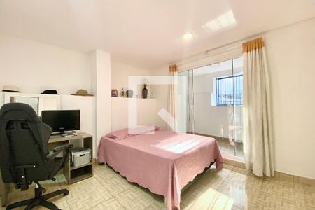 Quarto 1 de casa de condomínio para alugar com 3 quartos, 216m² em Botafogo, Rio de Janeiro