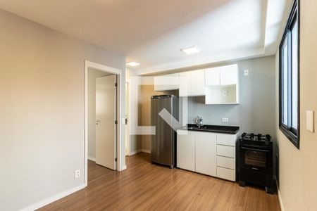 Sala e Cozinha de apartamento para alugar com 1 quarto, 25m² em Vila Buarque, São Paulo