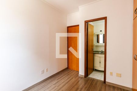 Suíte de apartamento à venda com 3 quartos, 83m² em Vila Azevedo, São Paulo