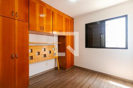 Suíte de apartamento à venda com 3 quartos, 83m² em Vila Azevedo, São Paulo