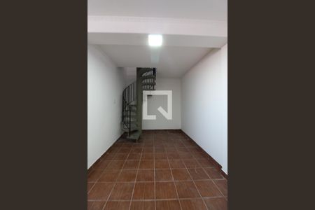 Sala de casa de condomínio à venda com 4 quartos, 300m² em Jardim das Vertentes, São Paulo