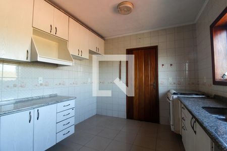 Casa de condomínio à venda com 300m², 4 quartos e 4 vagasCozinha