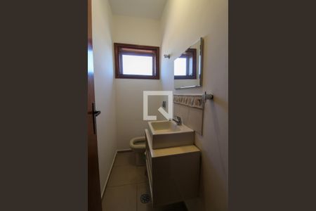 Casa de condomínio à venda com 300m², 4 quartos e 4 vagasBanheiro 3