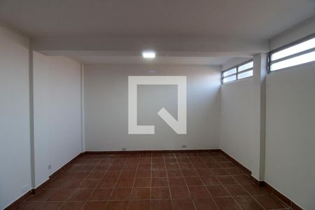 Sala de casa de condomínio à venda com 4 quartos, 300m² em Jardim das Vertentes, São Paulo