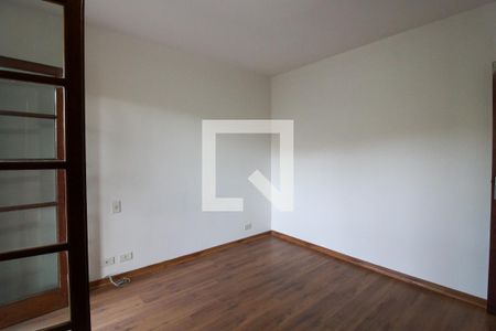 Casa de condomínio à venda com 300m², 4 quartos e 4 vagasQuarto 3