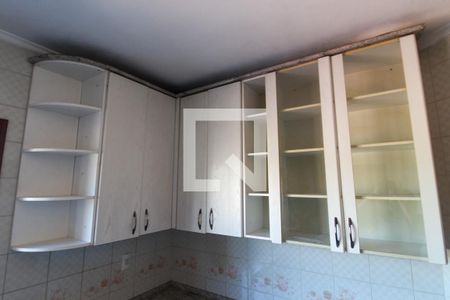 Casa de condomínio à venda com 300m², 4 quartos e 4 vagasCozinha