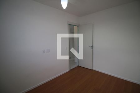 Quarto 2 de apartamento para alugar com 2 quartos, 45m² em Ramos, Rio de Janeiro