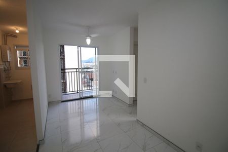 Sala de apartamento para alugar com 2 quartos, 45m² em Ramos, Rio de Janeiro
