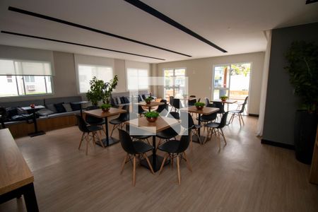 Apartamento para alugar com 45m², 2 quartos e 1 vagaÁrea comum - Salão de festas